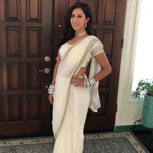 Meet your Posher, Sheena